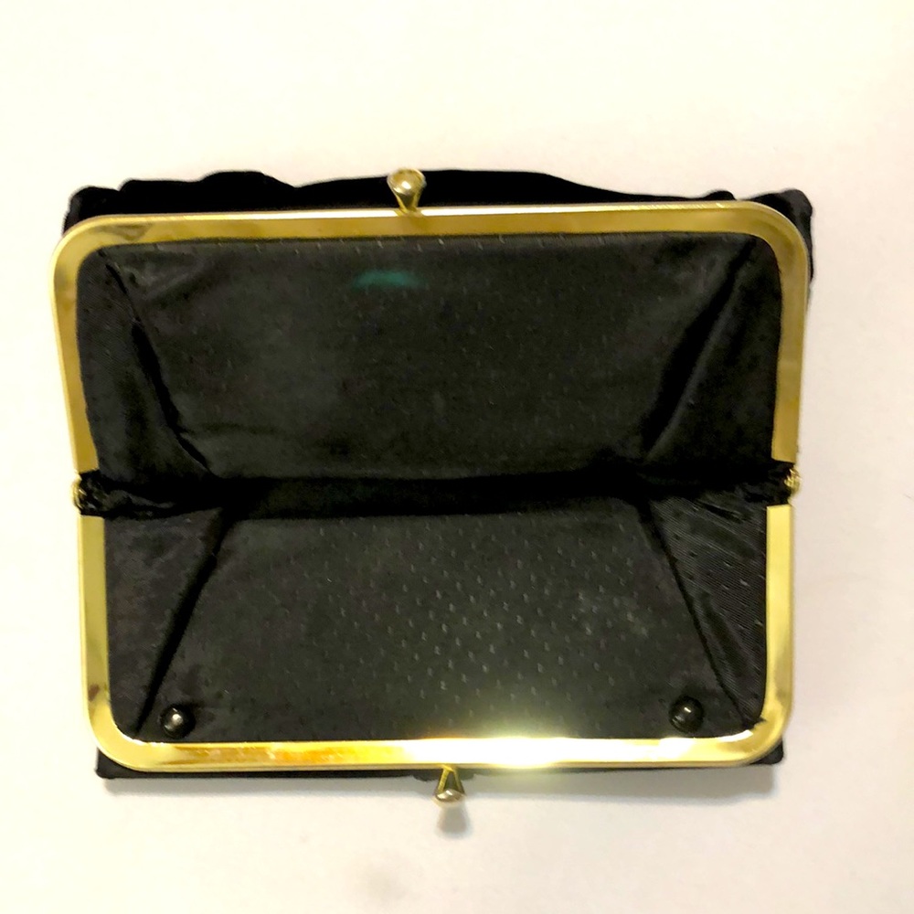 Vintage 1940’s Black Velvet Clutch Bag - Picture 3 of 3